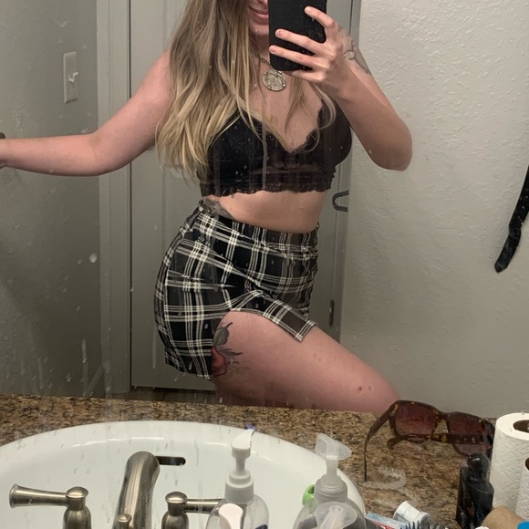 Meet your Posher, Anna - Picture 5 of 13